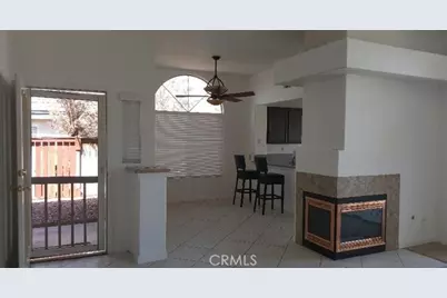 16283 Salinas, Victorville, CA 92394 - Photo 3