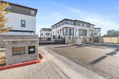 9535 Hannah Way, Riverside, CA 92503 - Photo 19