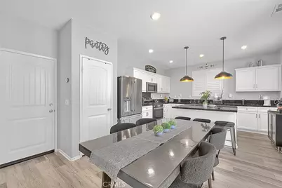 5017 River Ash Way, Fontana, CA 92336 - Photo 13