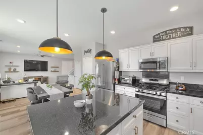 5017 River Ash Way, Fontana, CA 92336 - Photo 7