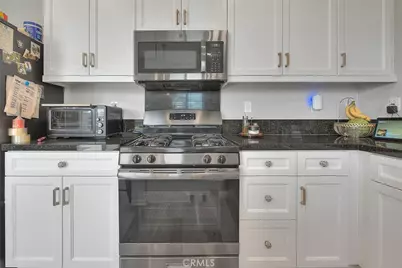 5017 River Ash Way, Fontana, CA 92336 - Photo 11