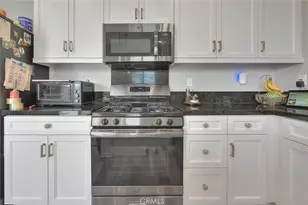 5017 River Ash Way, Fontana, CA 92336 - Photo 11