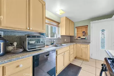 412 N San Gabriel, Azusa, CA 91702 - Photo 11