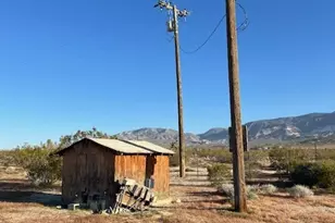 35022 Carson St, Lucerne Valley, CA 92356 - Photo 11