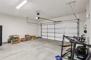 5313 Teramo, Fontana, CA 92336 - Photo 43