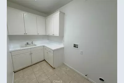 21779 Redwood Canyon Place, Saugus, CA 91390 - Photo 9