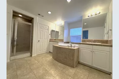 21779 Redwood Canyon Place, Saugus, CA 91390 - Photo 11