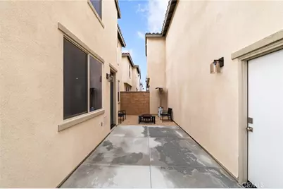 16667 Snowdrop #2, Fontana, CA 92336 - Photo 31