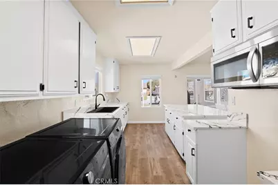 2046 W 112th, Los Angeles, CA 90047 - Photo 15