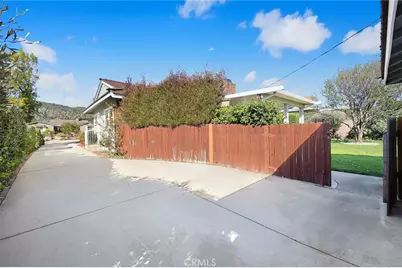 884 E Whitcomb Avenue, Glendora, CA 91741 - Photo 31