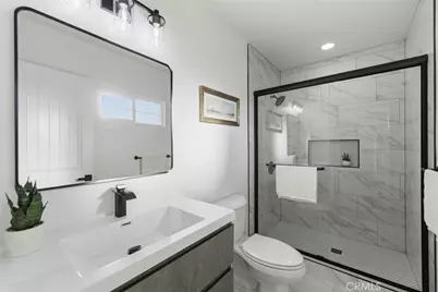 2614 W 111th, Inglewood, CA 90303 - Photo 23