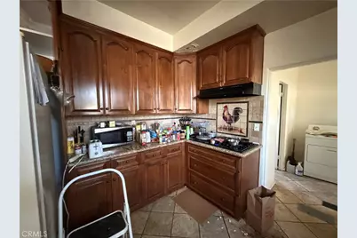 27490 Norwood, Highland, CA 92346 - Photo 7