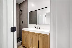 3515 S Norton, Los Angeles, CA 90018 - Photo 47