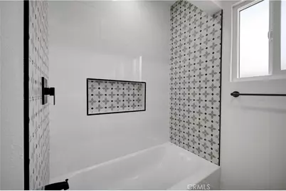 3515 S Norton, Los Angeles, CA 90018 - Photo 25