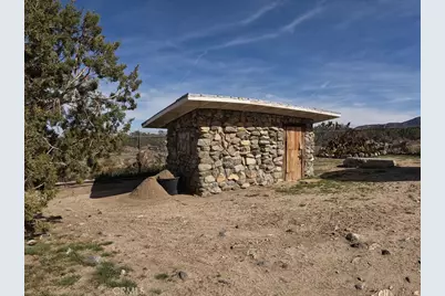 30000 Buchannon Ranch Road, Llano, CA 93544 - Photo 25