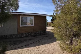 30000 Buchannon Ranch Rd, Llano, CA 93544 - Photo 31