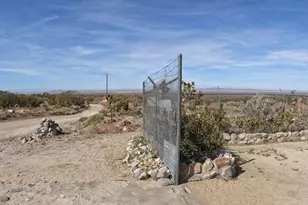 30000 Buchannon Ranch Rd, Llano, CA 93544 - Photo 9