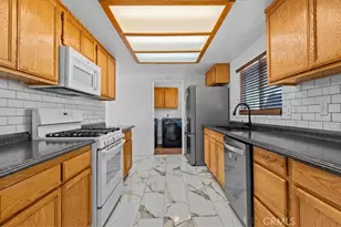 11545 Kiowa, Apple Valley, CA 92308 - Photo 9