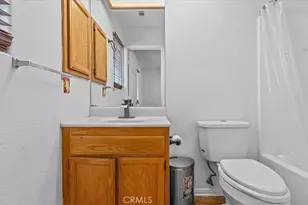 11545 Kiowa, Apple Valley, CA 92308 - Photo 13