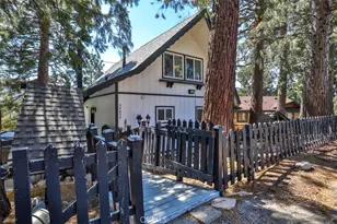 24833 Matterhorn Ct, Crestline, CA 92325 - Photo 9