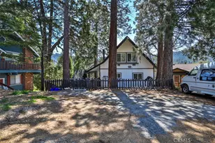 24833 Matterhorn Ct, Crestline, CA 92325 - Photo 7