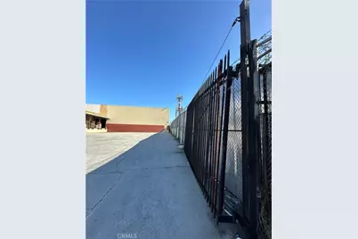 2801 E 12th, Los Angeles, CA 90023 - Photo 9