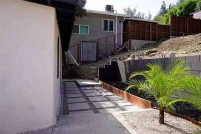 4847 Marmion, Los Angeles, CA 90042 - Photo 41