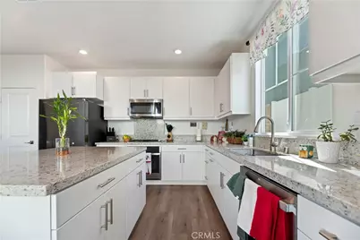 364 Castaic Way, Rialto, CA 92377 - Photo 11