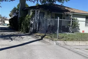 205 S Vernon Ave, Azusa, CA 91702 - Photo 1