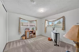 1377 N Shelley Ave, Upland, CA 91786 - Photo 23