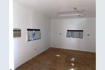 27627 Comstock Avenue, Johannesburg, CA 93528 - Photo 13