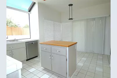 10333 Crest Brook, Moreno Valley, CA 92557 - Photo 7