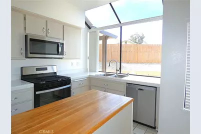 10333 Crest Brook, Moreno Valley, CA 92557 - Photo 9