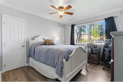 10731 Wright Road, South Gate, CA 90280 - Photo 13