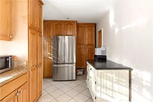 10731 Wright Rd, South Gate, CA 90280 - Photo 11