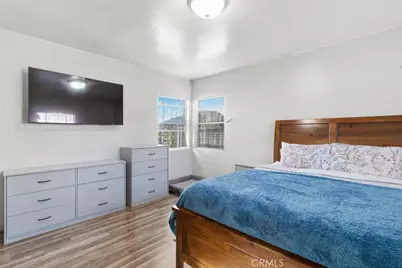 10731 Wright Road, South Gate, CA 90280 - Photo 17