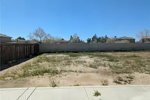 14285 Honey Hill St, Victorville, CA 92394 - Photo 23