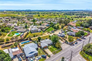 33507 Colorado St, Yucaipa, CA 92399 - Photo 47