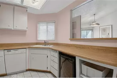 11848 Rancherias Dr, Fontana, CA 92337 - Photo 7