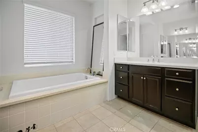 13289 Cadenza Dr, Eastvale, CA 92880 - Photo 15
