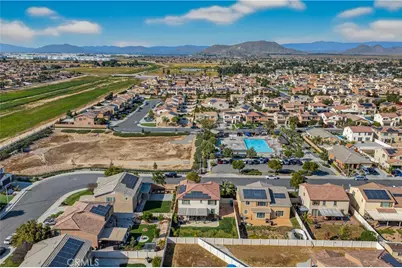 1047 Laguna, Perris, CA 92571 - Photo 69