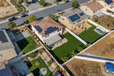 1047 Laguna, Perris, CA 92571 - Photo 67