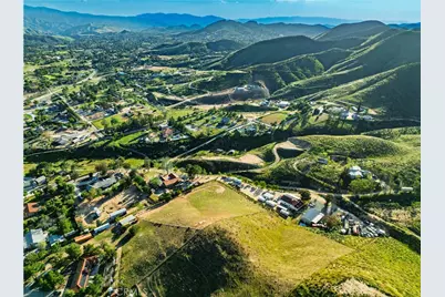 1 Erin Way, Agua Dulce, CA 91350 - Photo 47