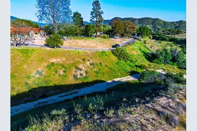 1 Erin Way, Agua Dulce, CA 91350 - Photo 21