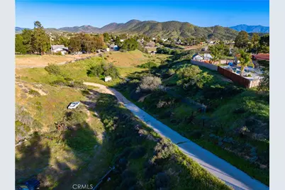 1 Erin Way, Agua Dulce, CA 91350 - Photo 31