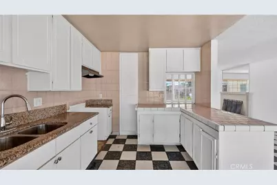 214 W Locust Street, Ontario, CA 91762 - Photo 15