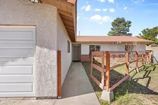 43601 Rembrandt, Lancaster, CA 93535 - Photo 5