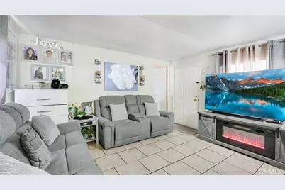 6154 Mission #33, Riverside, CA 92509 - Photo 3