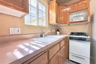 218 Princeton Ave, Claremont, CA 91711 - Photo 49