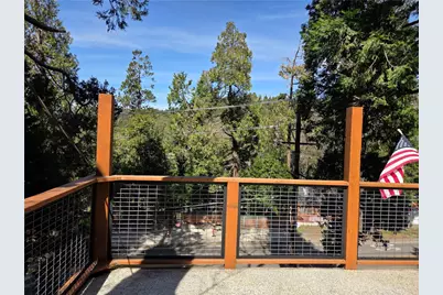 23553 Lake Drive, Crestline, CA 92325 - Photo 5